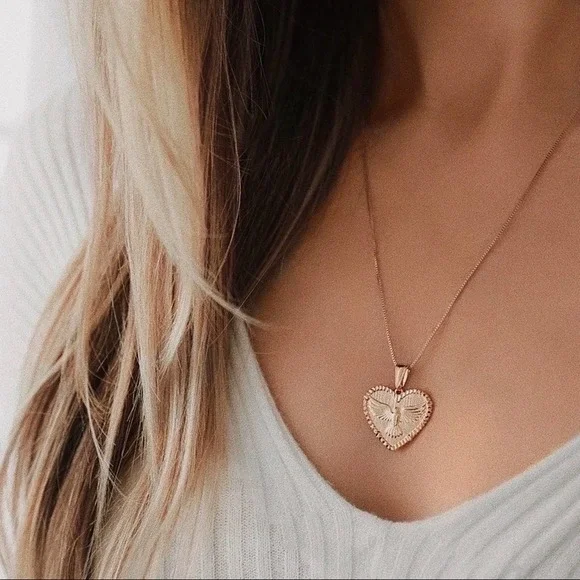 Dove Heart Necklace | 18k Gold Filled - Picture 5 of 8